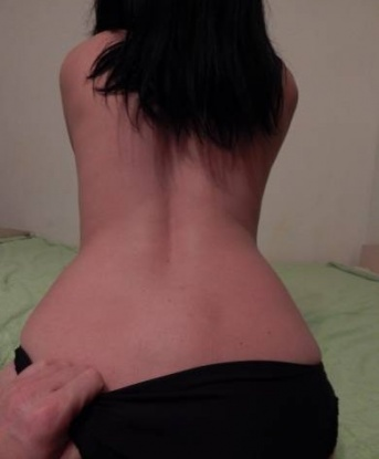 Живу в Москве и предлагаю свои услуги в этом чудесном городе. У меня множество возможностей для тех, кто ищет искреннюю страсть и незабываемые впечатления. Я горячая и страстная, всегда готова предложить релаксацию, развлечение и удовольствие. В моих услугах входит все, что ты можешь себе представить и даже больше. Мои фото настоящие и без фотошопа, а мои отзывы говорят сами за себя. 😘💕💋 Не упусти возможность испытать незабываемые моменты со мной! 15398, 34 года